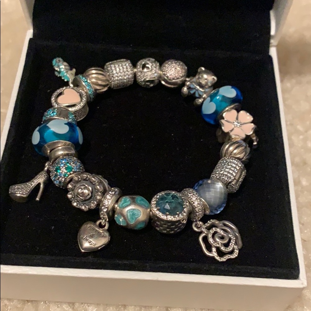 Authentic pandora bracelet with charms